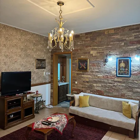 Center Апартаменты Корча